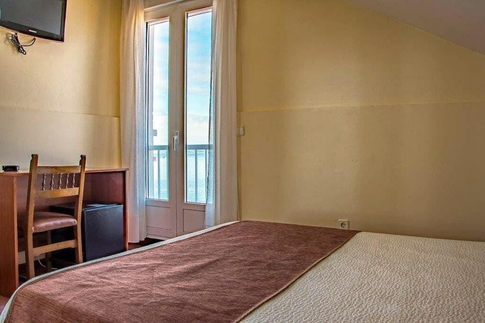 Hotel Restaurante Loureiro Bueu Kültér fotó