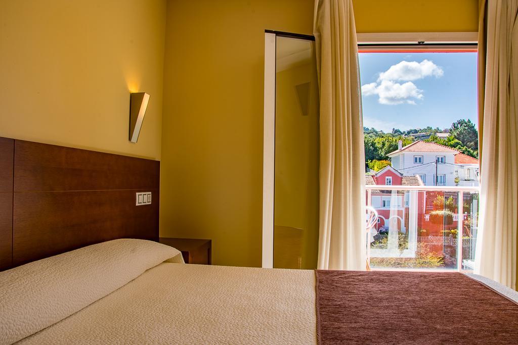 Hotel Restaurante Loureiro Bueu Kültér fotó