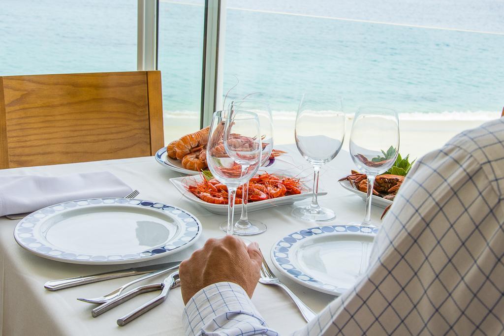 Hotel Restaurante Loureiro Bueu Kültér fotó