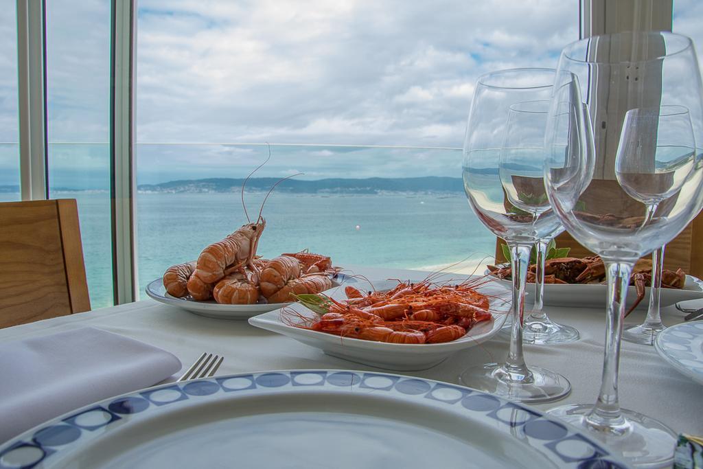 Hotel Restaurante Loureiro Bueu Kültér fotó