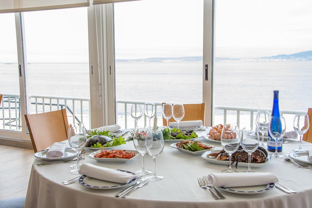 Hotel Restaurante Loureiro Bueu Kültér fotó